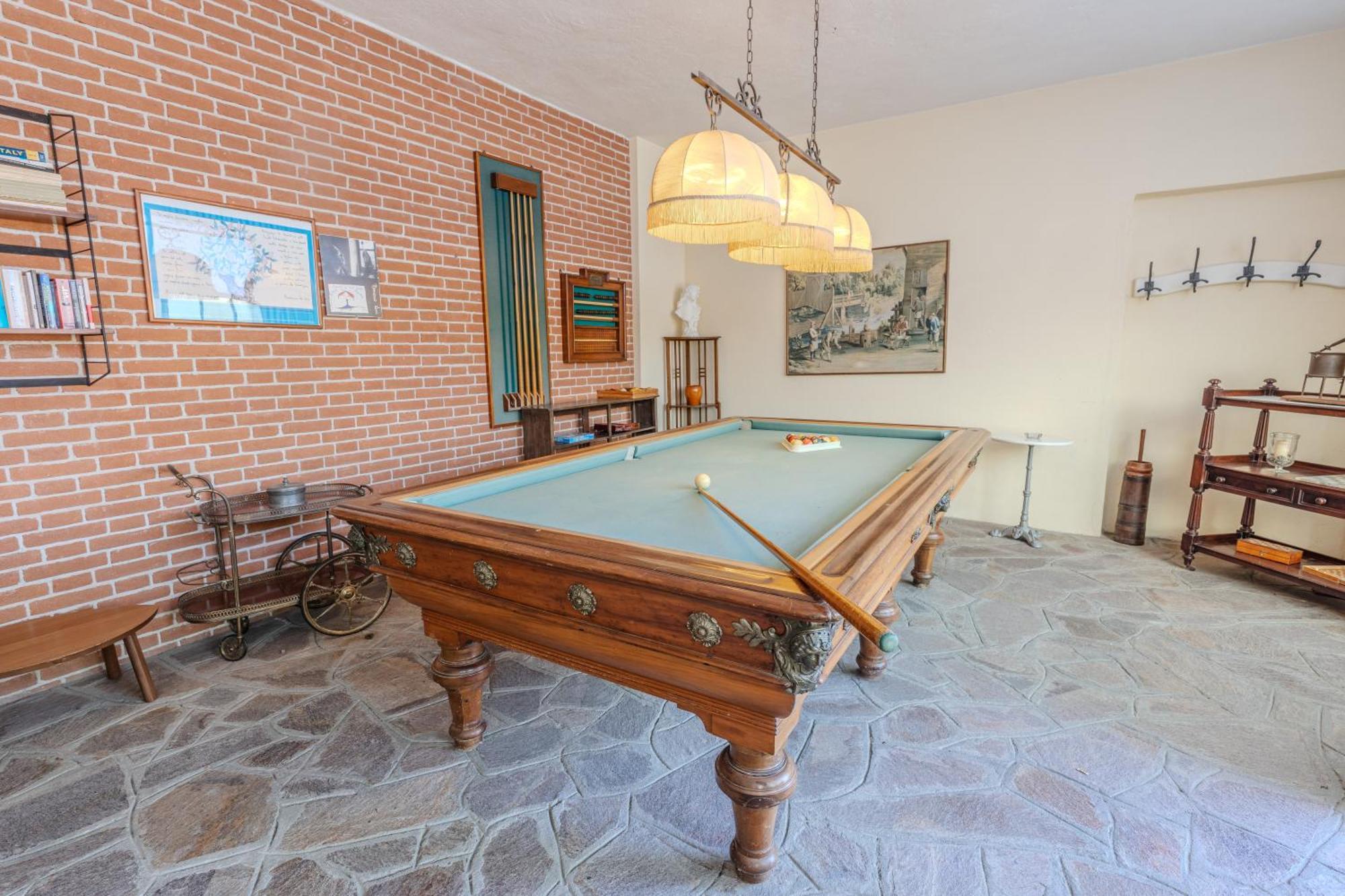 Villa La Meridiana 알바 외부 사진